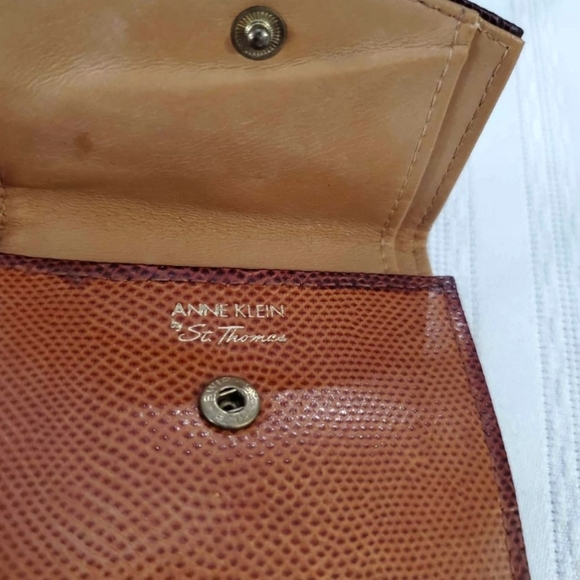 Vintage Anne Klein By St. Thomas Trifold Leather Wallet - Picture 8 of 9
